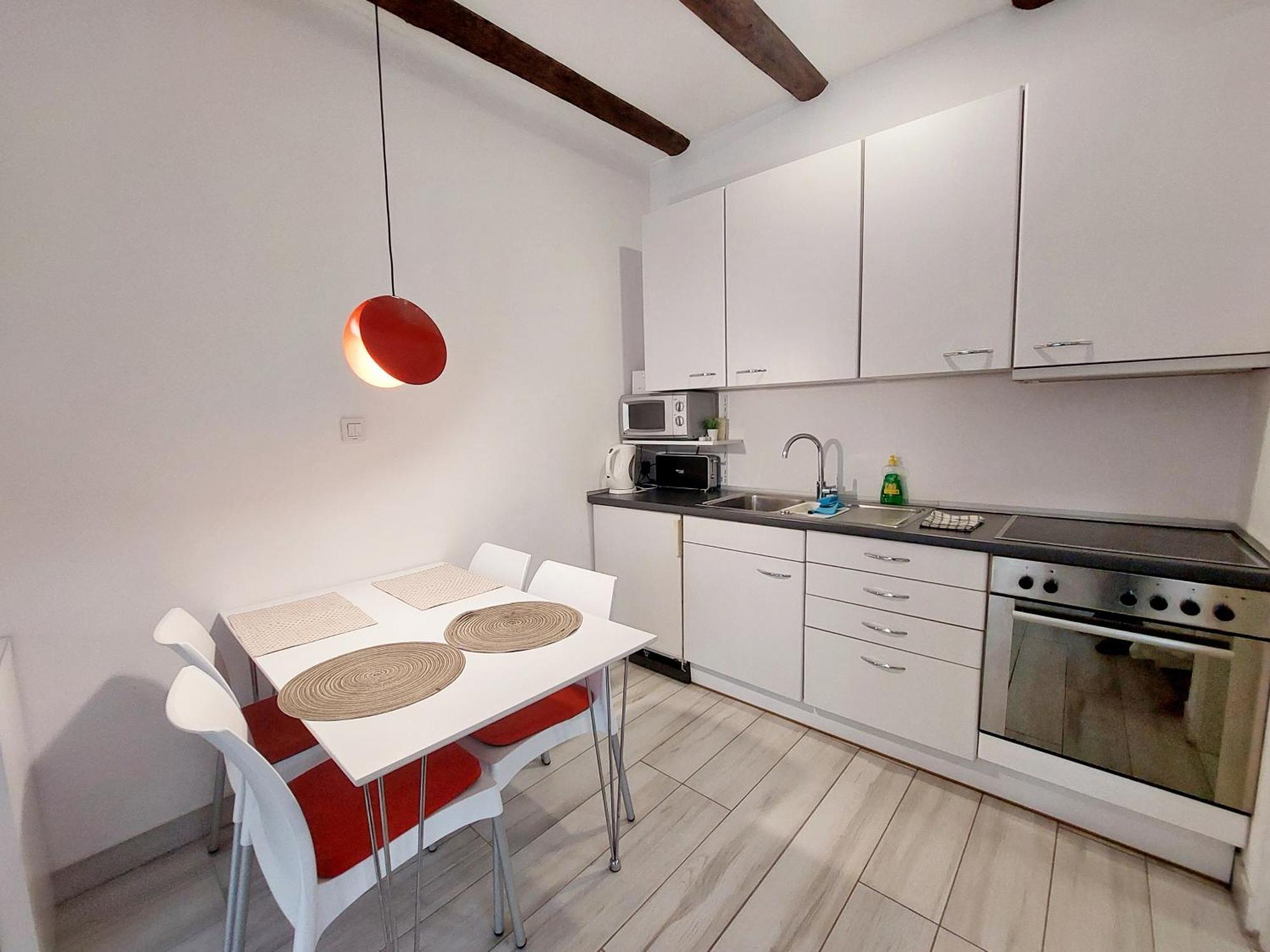Home Away From Home - Apartment Ilica ซาเกร็บ ภายนอก รูปภาพ
